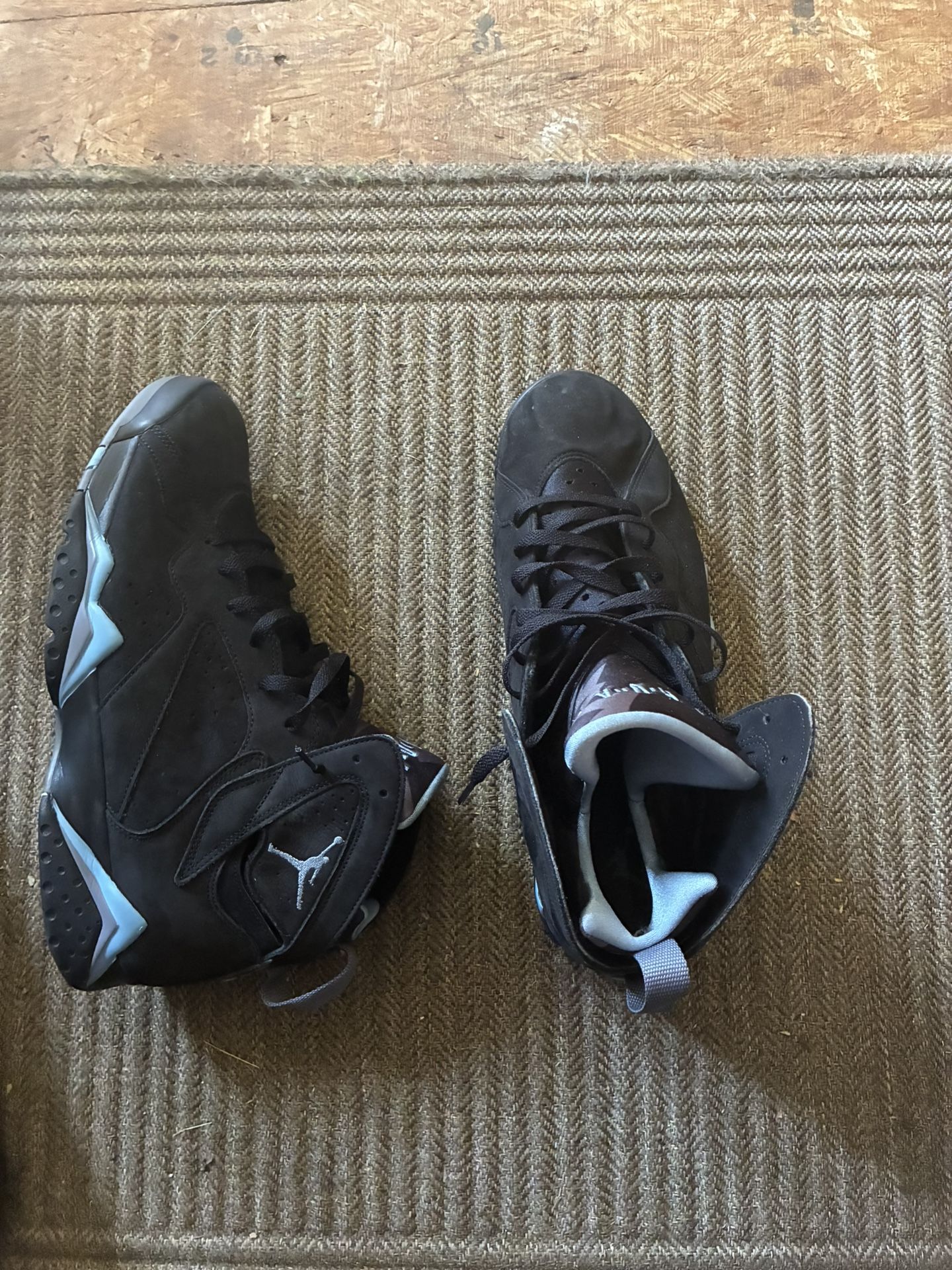 Jordan Retro 6 Black And Blue 