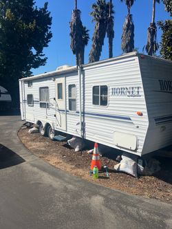 27 foot Tow behind Keystone by hornet trailer.