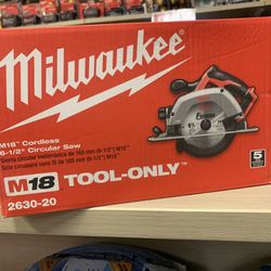 Milwaukee New  61/2” Circular Saw 18M
