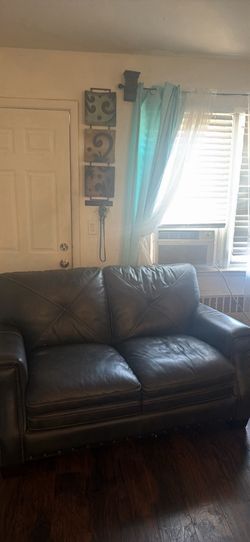 Love seat