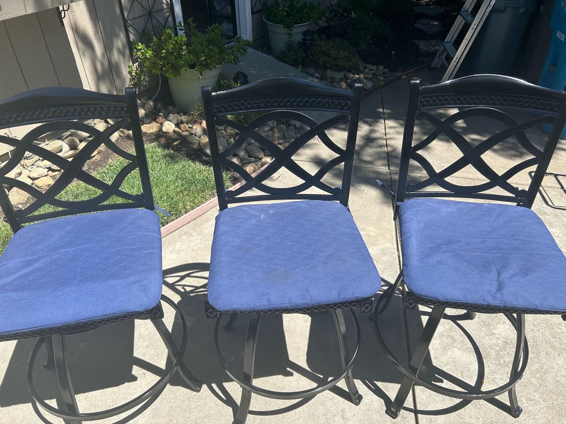 Outdoor bar chairs