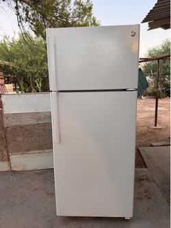 GE Fridge