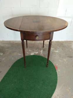 Drop leaf table by Irwin