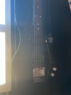 Real electric  gig video game guitar