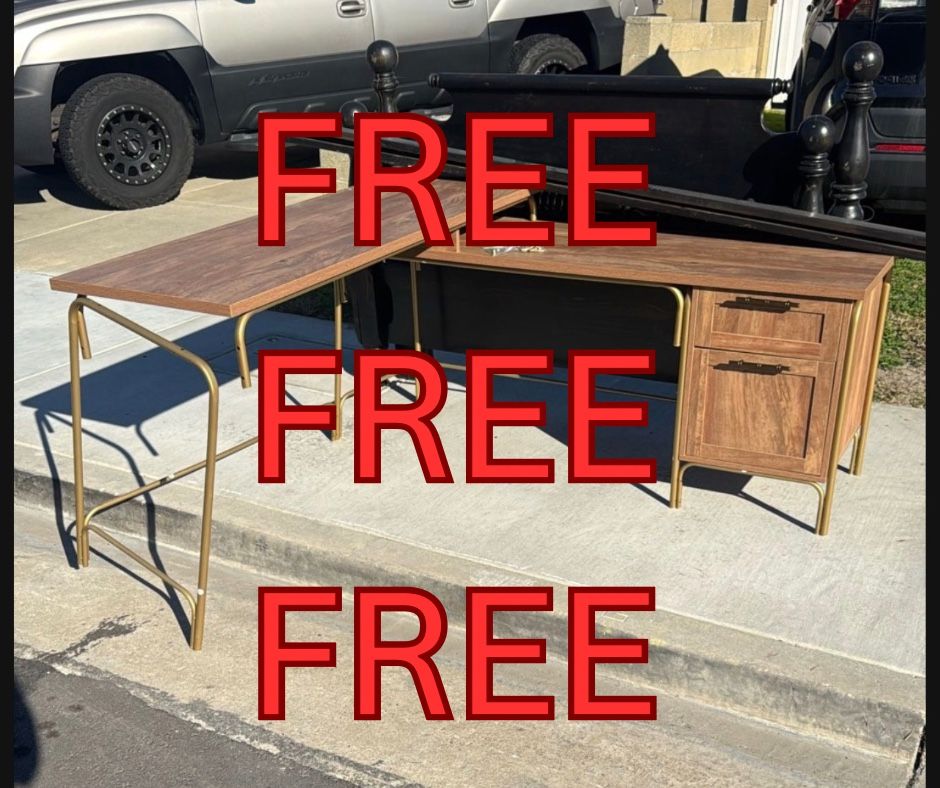 FREE FURNITURE Queen Bed frame & Corner Desk