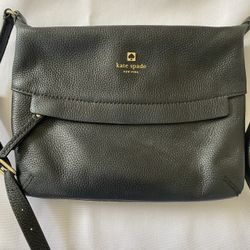 Black Kate Spade Crossbody Purse 