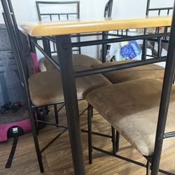 Table And Chairs 