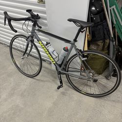 Men’s Road Bike