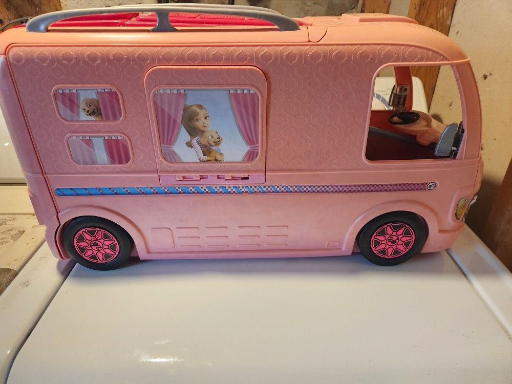Barbie Camper