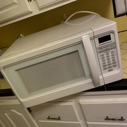 Hamilton Beach Microwave 