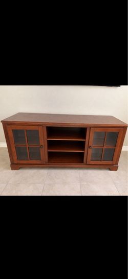 Media console