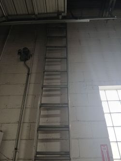 30 ft aluminum ladder