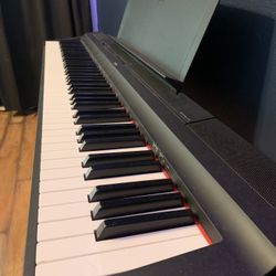 Yamaha P125 Digital Piano Portable Keyboard for Sale in Los Angeles CA OfferUp