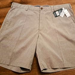 PGA Tour Golf Shorts Men's 42 Khaki Stretch Waistband New With Tags •Ret  $65 •