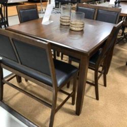 Brown Ashley Counter Height Dining Table & Stools(set of 5)💥 Dining Room - Kitchen 💥Brand New 💥