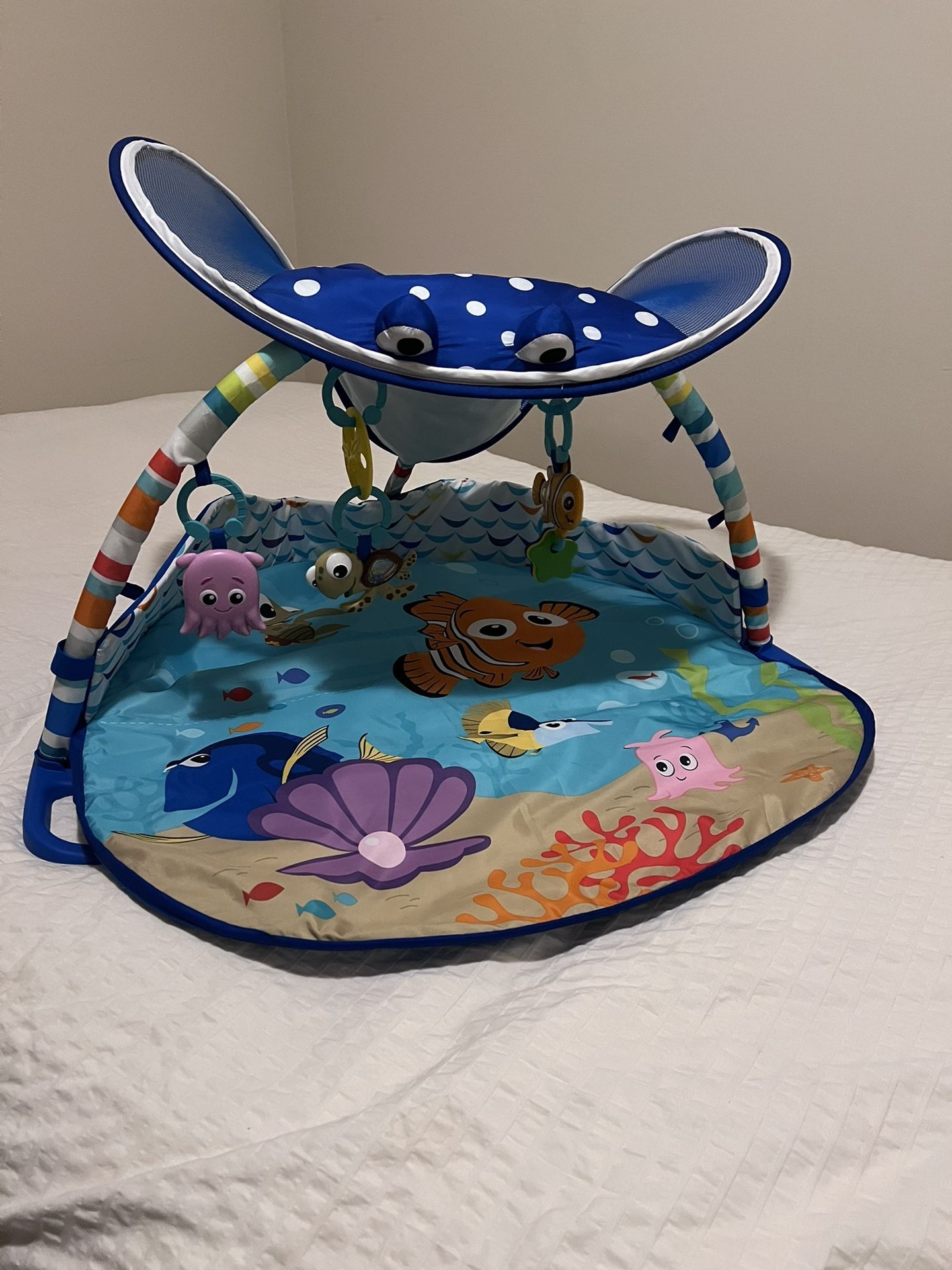 Disney Baby Finding Nemo Ocean Lights And Music Gym
