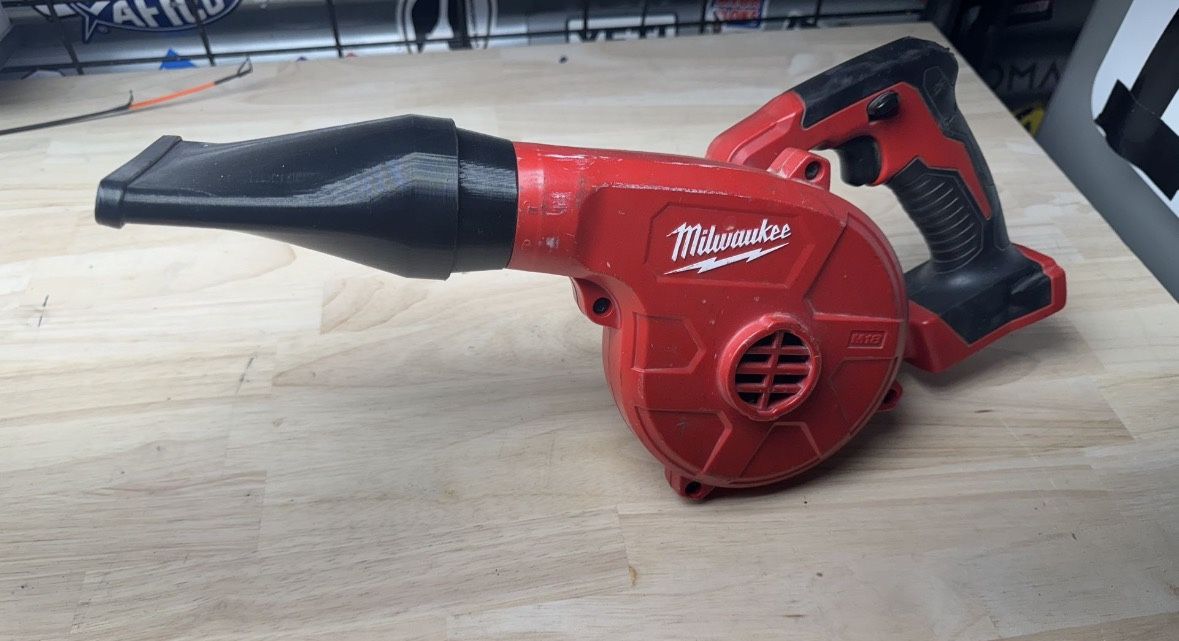 Milwaukee Compact 18V Blower