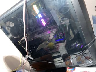 GTX 1080 / Ryzen 7 2700X / 24GB RAM / 120GB SSD