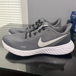 Nikes Running Size 8.5