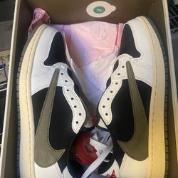 Travis Scott’s Size 9-12