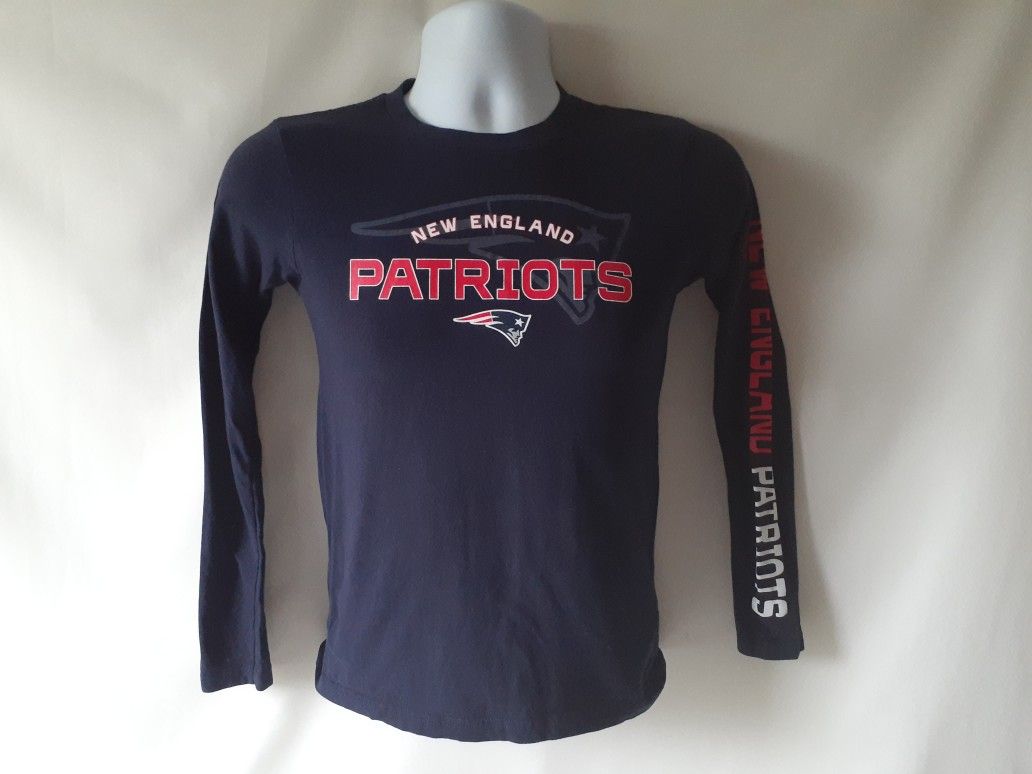 NFL New England Patriots boys black long sleeve t-shirt size M (10-12)
