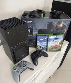 🔥🔥Brand new Halo Infinite Limited Edition Bundle Microsoft Xbox Series X 1TB