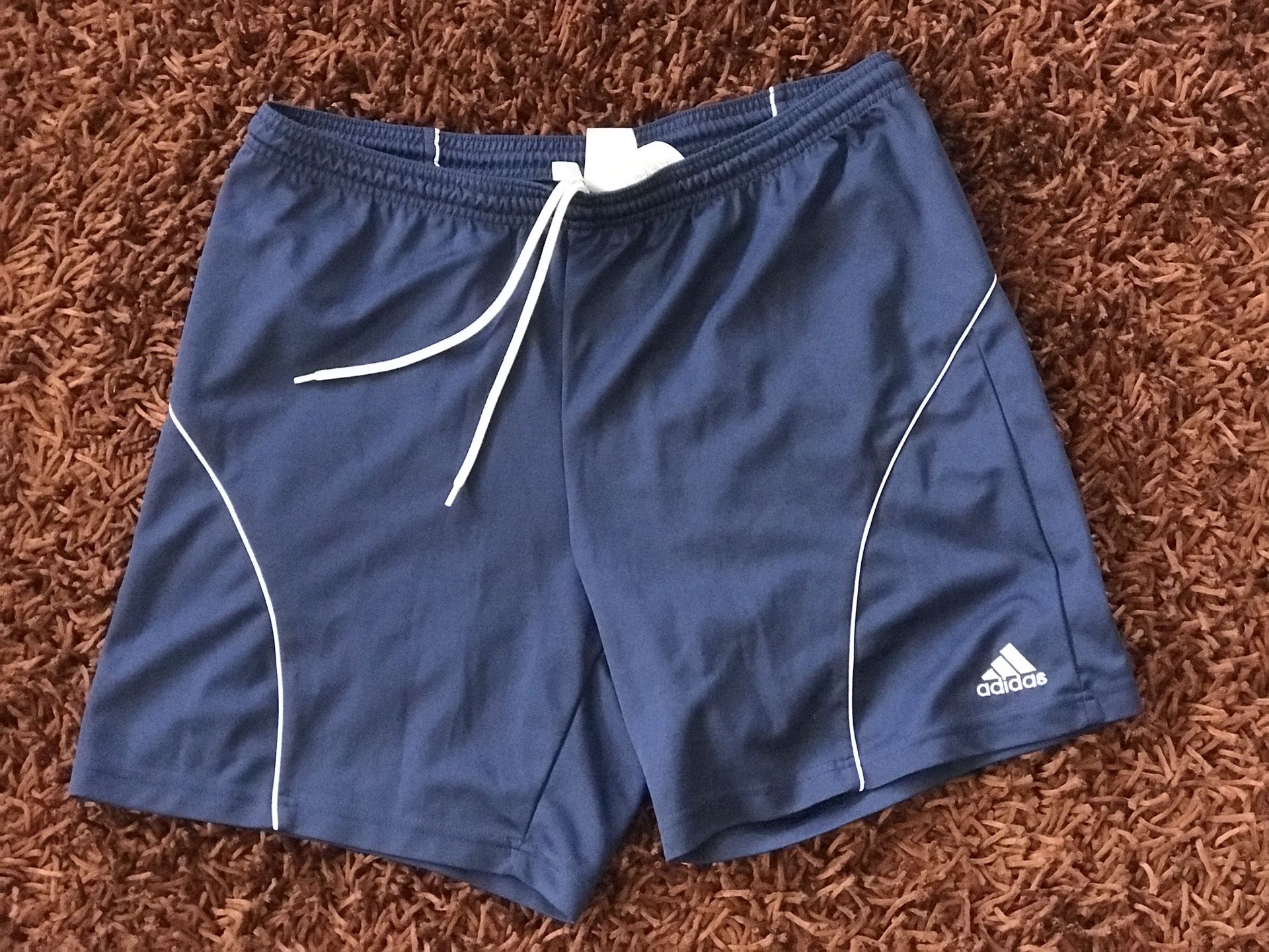 Inspirere usund sammensværgelse Men's Adidas Climalite Shorts sz L for Sale in Montclair, CA - OfferUp