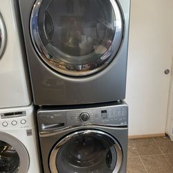 set washer and dryer electric use like new perfect working 