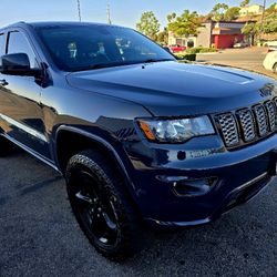2017 Jeep Grand Cherokee