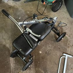 Knee Scooter 