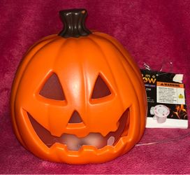 Halloween Flame Glow Plastic Pumpkin 8” x 7” NEW!