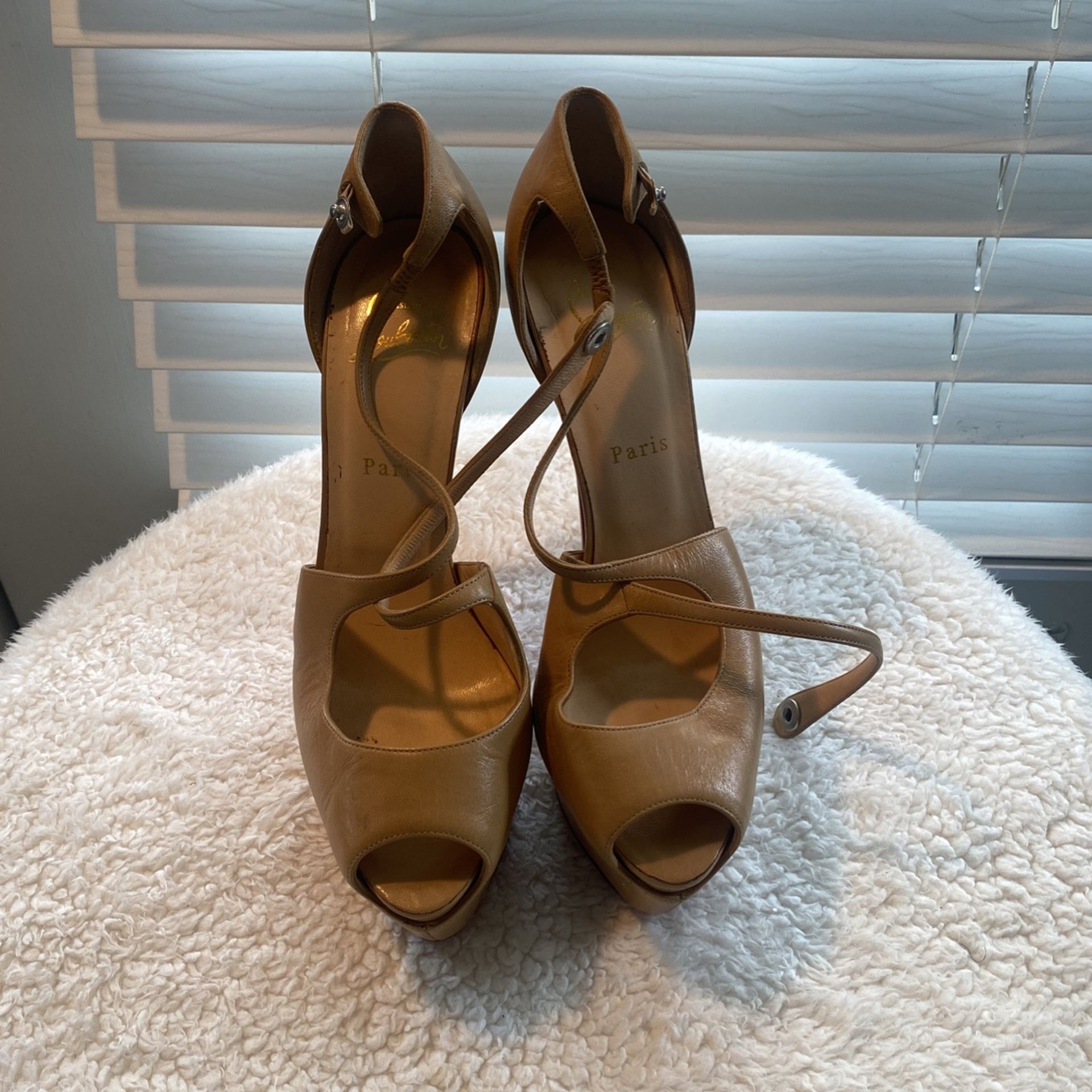 Christian Louboutin High Heels, Tan, Size 40/ 10,All Products : American Fashion Style Bags On Sale