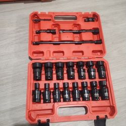 CR-MO swivel Socket Set With Extensions. 