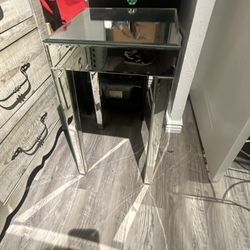 Mirrored Table