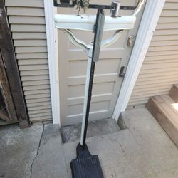 Antique Continental Doctors Scale