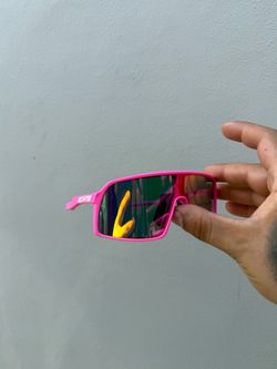 oakley pink for women