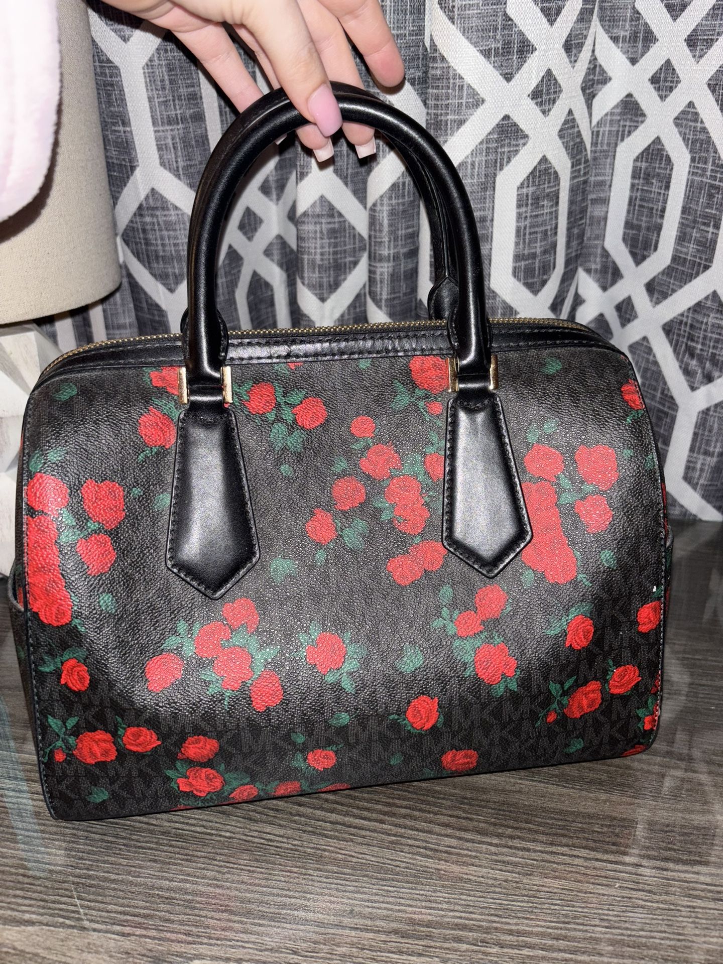 Michael Kors Purse With Red Roses