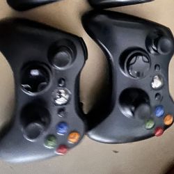 Xbox 360 wireless controllers