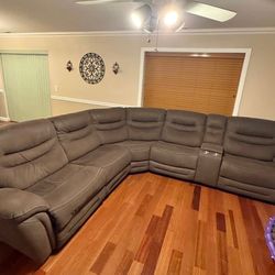 Sectional Couch 