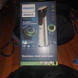 Philips Norelco Multi Groom