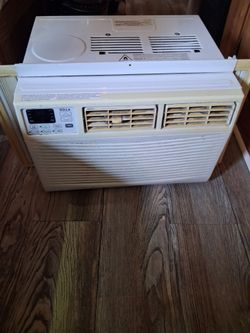 8000 BTUs Della window ac Air Conditioner
