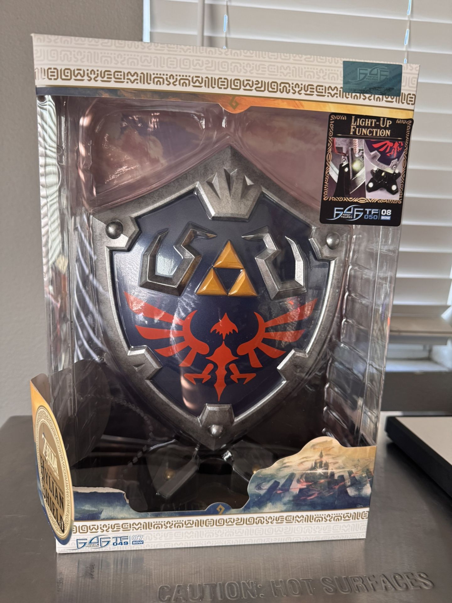 Zelda Hylian Shield Statue – Light-Up Edition (NEW Sealed Box)