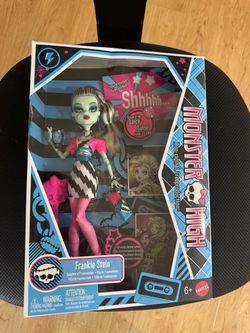 Monster High Dawn of the Dance Frankie Stein Reproduction Doll