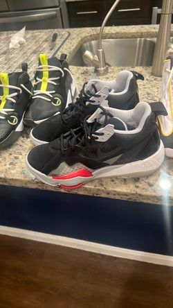 Nike Jordan Basketball Sneakers Black Red 7 men’s