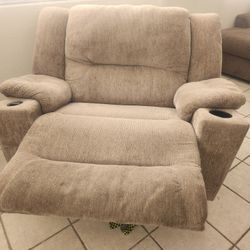 Oversized Recliner