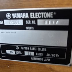 Free electric working piano