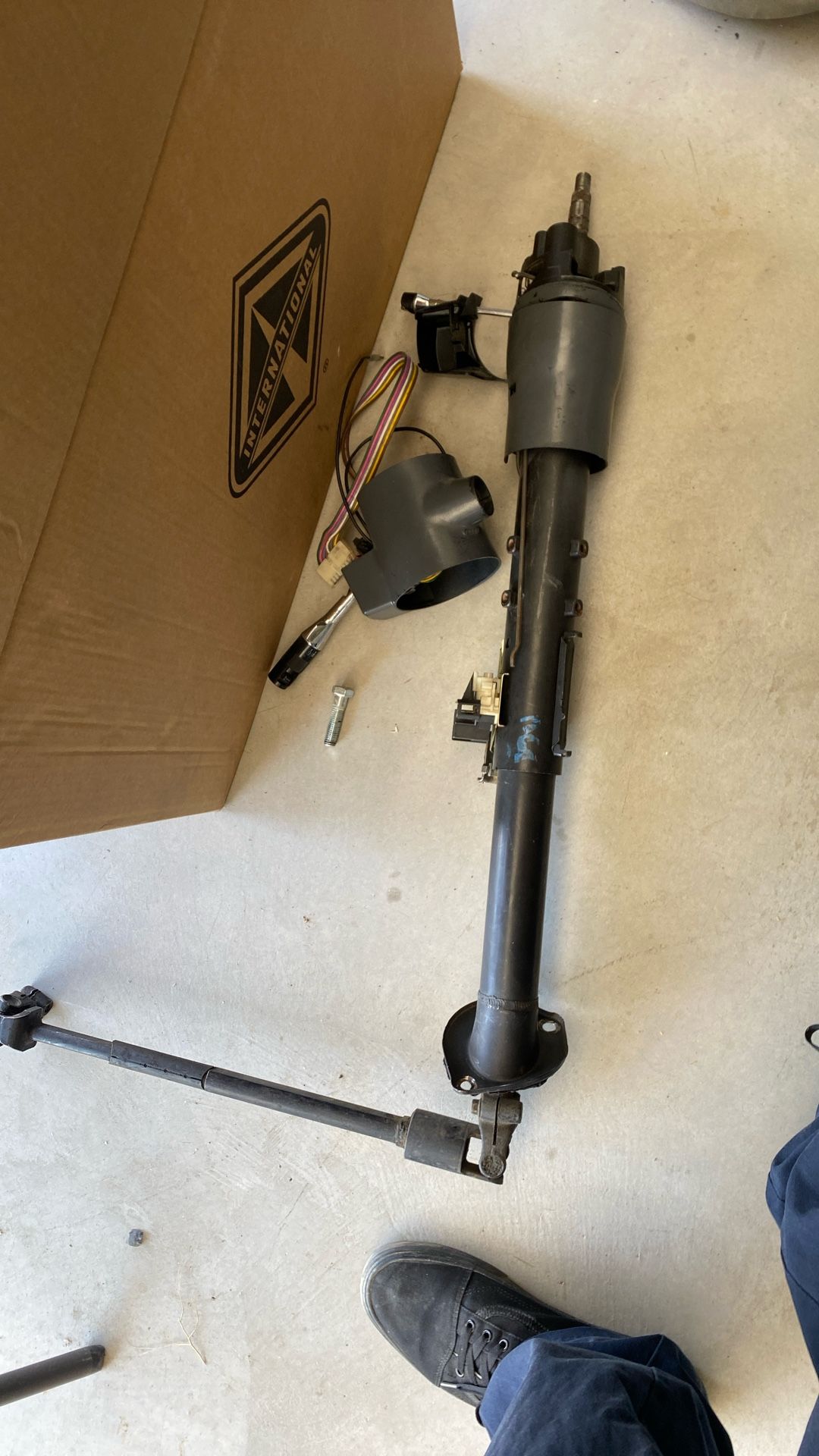 Jeep Cherokee Xj actual parts for steering wheel