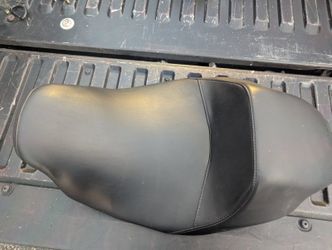 HD Street Glide Seat