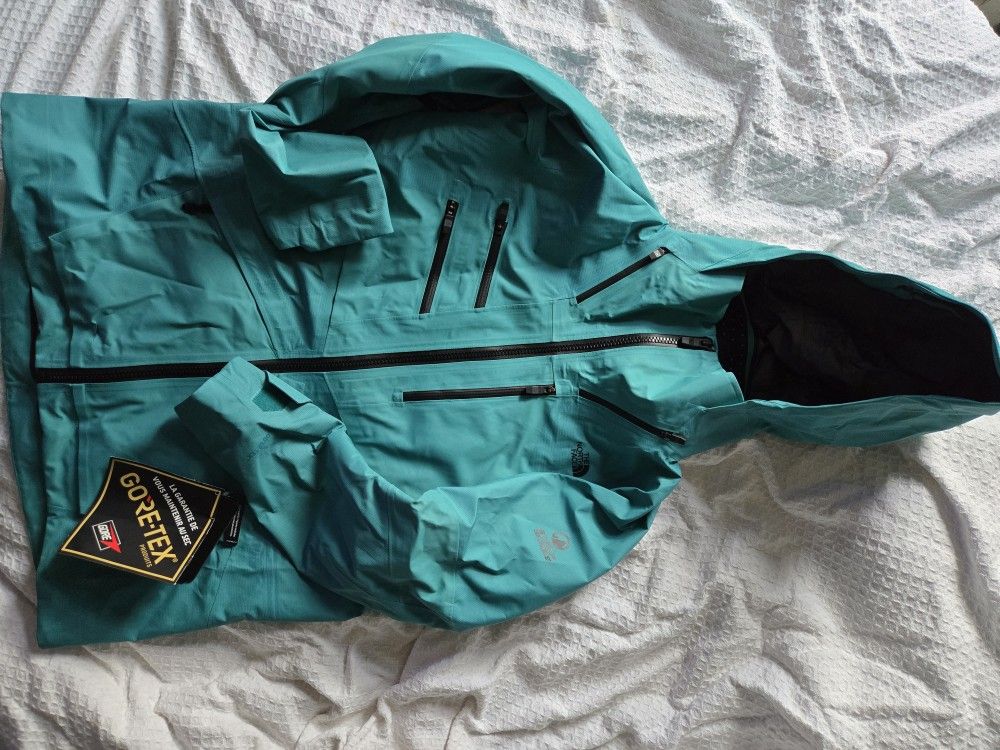 North Face Gortex Women's Xl Jacket