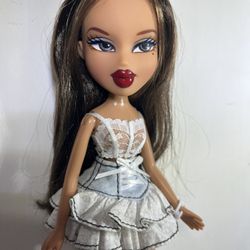 Funk Out Yasmine Bratz  Doll